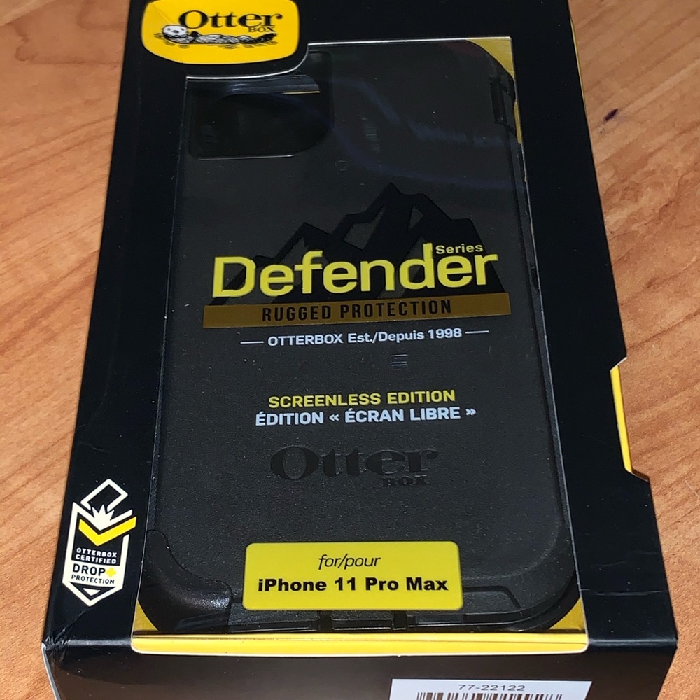 New Apple iPhone 11 Pro Max OtterBox Black